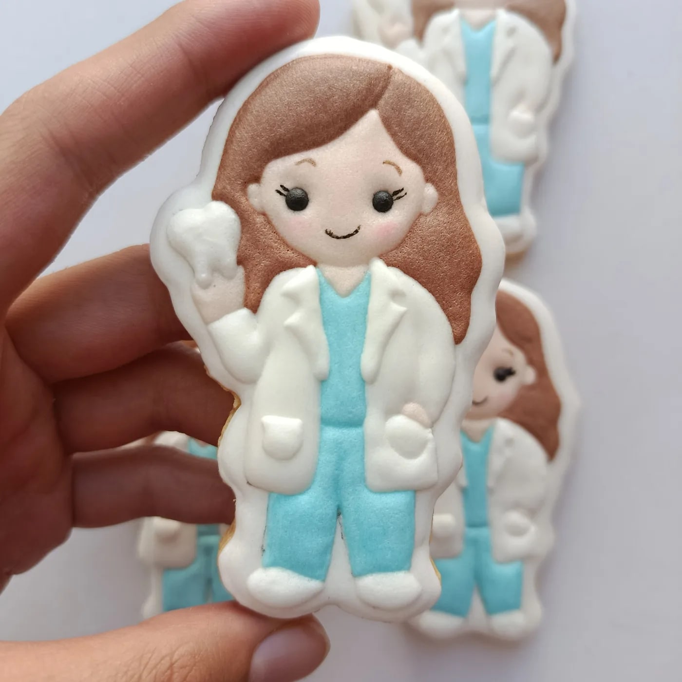 کوکی خانم دندونپزشک
